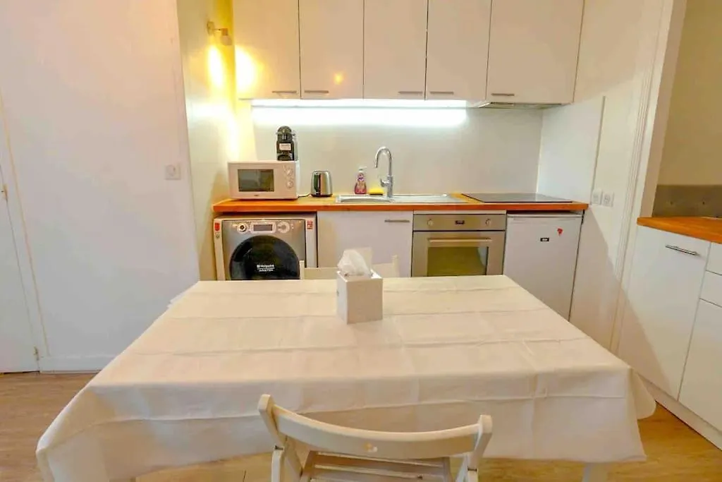Apartmán Cozy Studio@Place Des Vosges Paříž